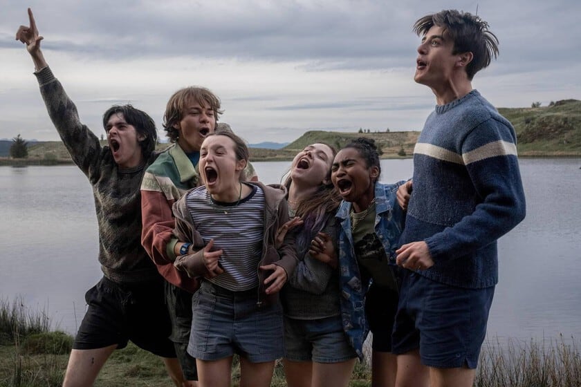 Bella Ramsey se pone en la piel de una sobreviviente: crónica de «Sunny Dancer», la película que no quiere hablar del cáncer pero lo atraviesa