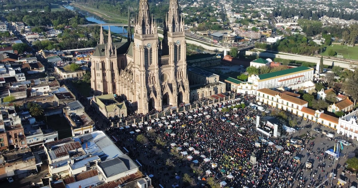 Alquileres en Luján escalan hasta los 16.000 dólares por noche a la espera del papa