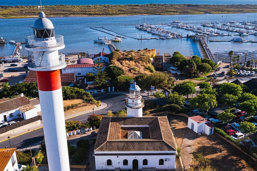 El Rompido, ese pueblo de Huelva donde las coquinas se cruzan con las dunas