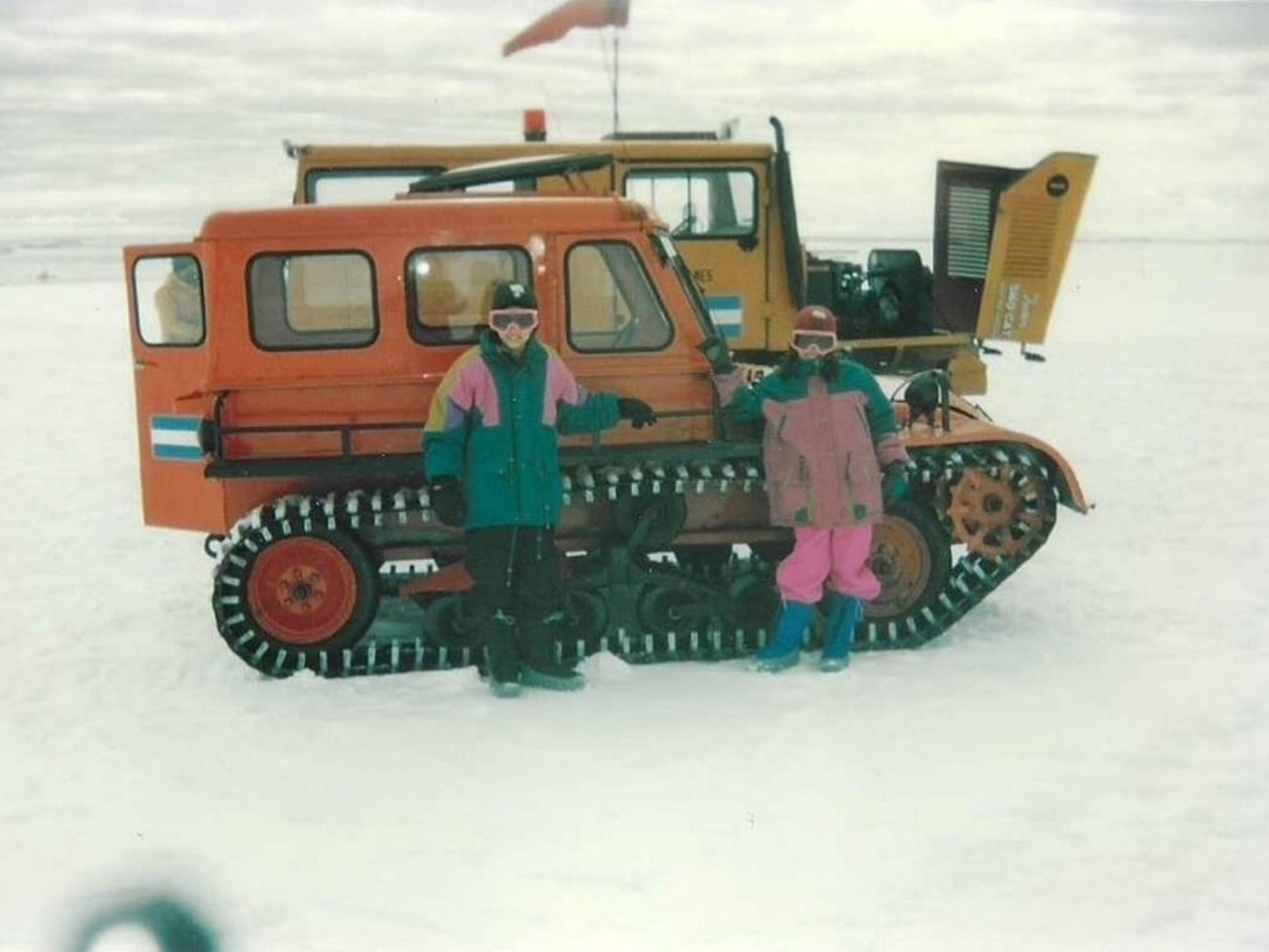 El día que el hielo se rompió bajo sus pies: la infancia antártica que marcó a Natalia López