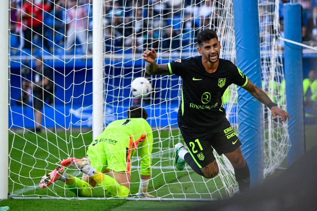 El Cuti apareció cuando la cosa se ponía espesa y Atlético se trajo los tres puntos