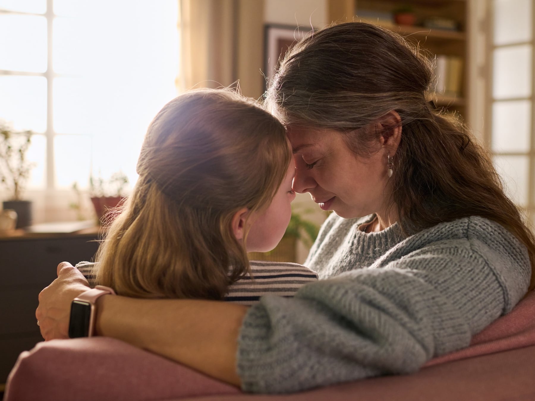 Criar también es revisarse: las marcas de la infancia que vuelven con los hijos