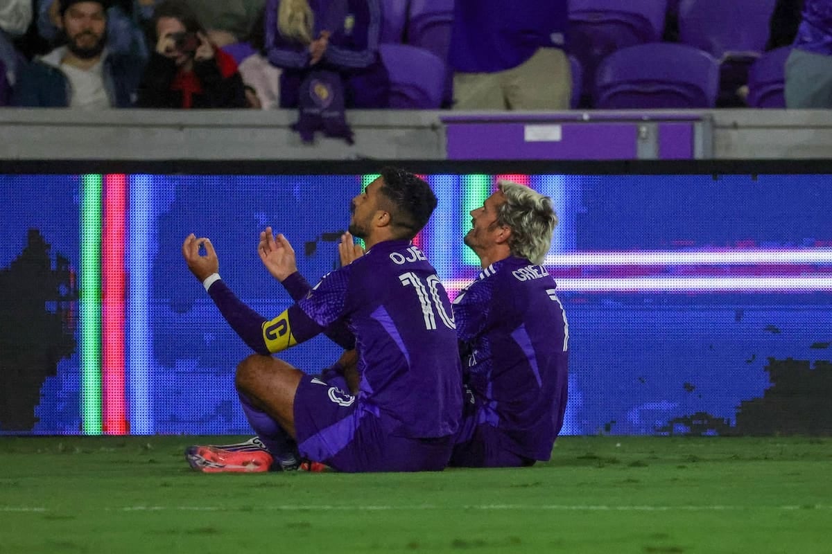 Ojeda se puso la galera: taco en el aire, récord en Orlando y un gol que pide Premio Puskás
