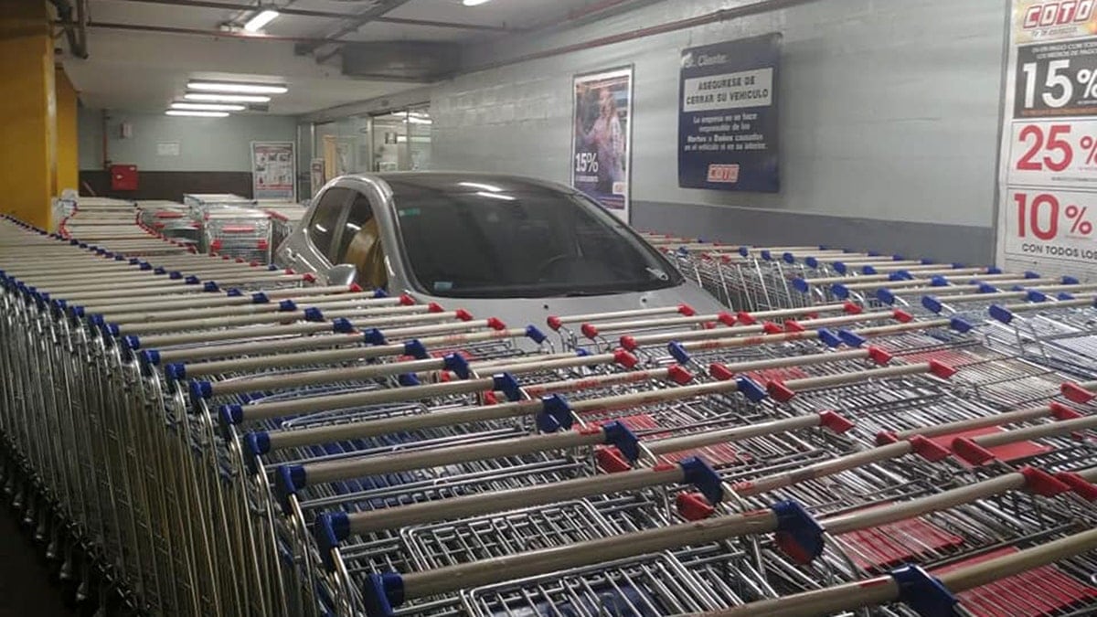 El gasto familiar se ajusta y concentra en productos básicos dentro de los supermercados