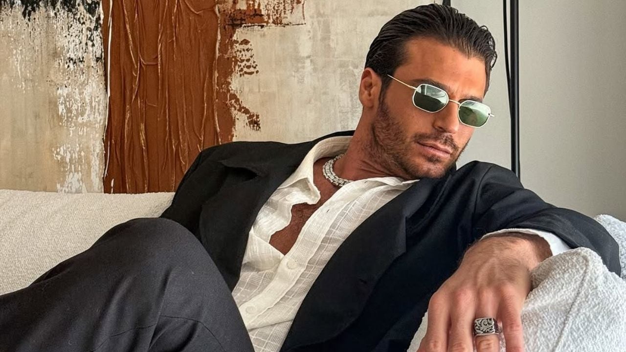 Can Yaman se mete en una conspiración española y apuesta por el romance